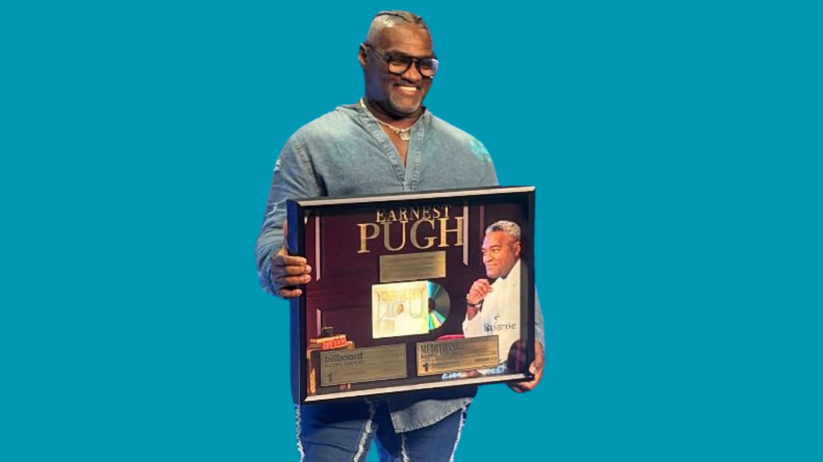 Houston honors Earnest Pugh with proclamation following seventh No. 1 radio single